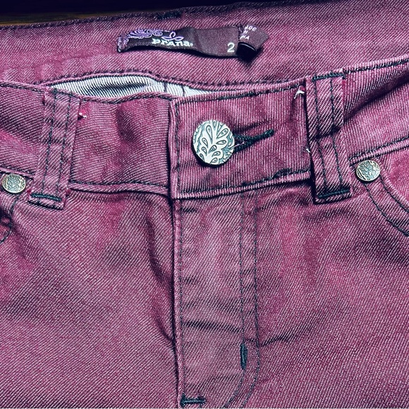 women’s burgundy denim jeans size 2 EUC - Picture 5 of 7